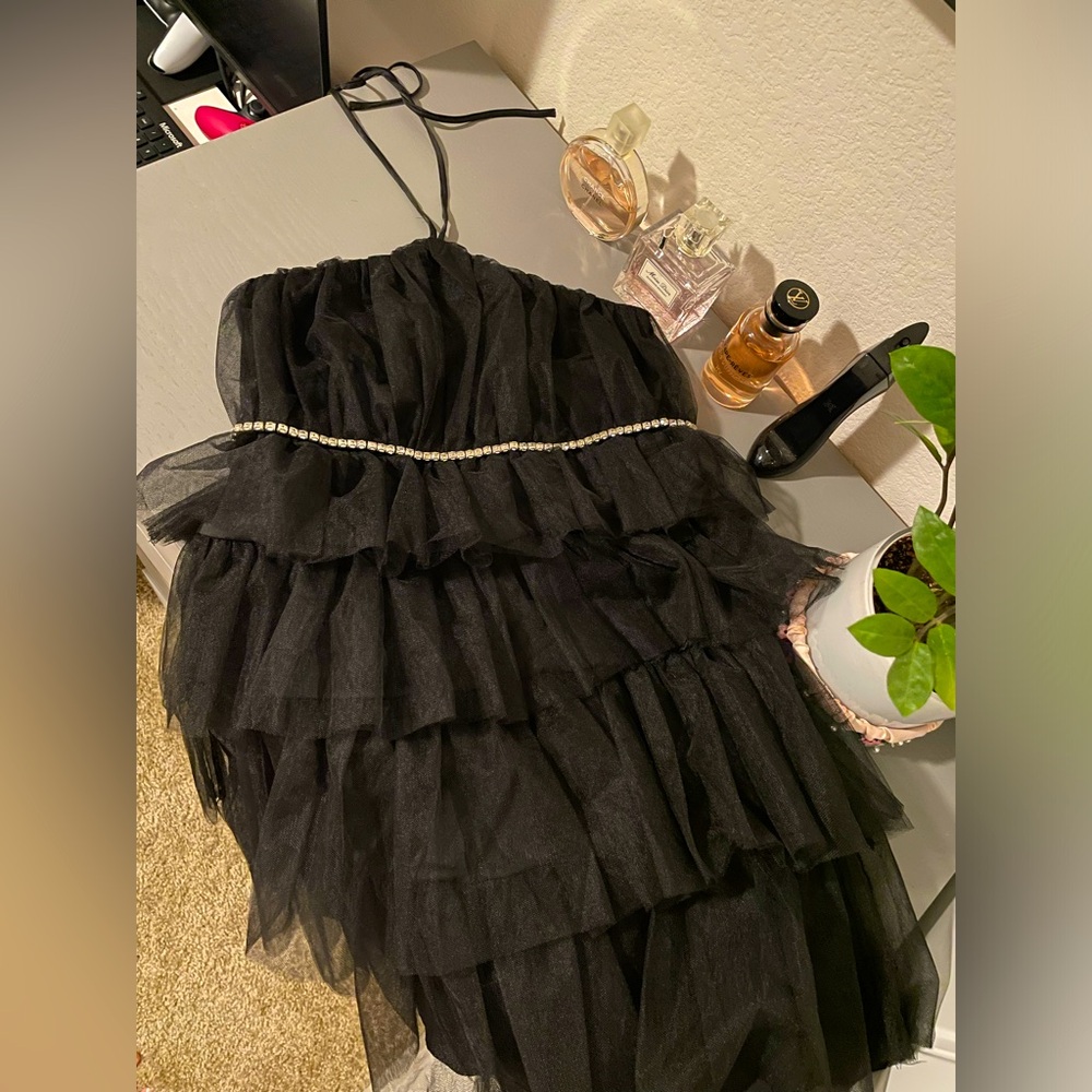 NBD dress brand new. Only worn once to take pictures. Tag is still attached.